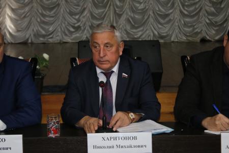 Краснодарский край. На заключительной региональной неделе ноября депутат-коммунист Николай Харитонов побывал в своем избирательном округе