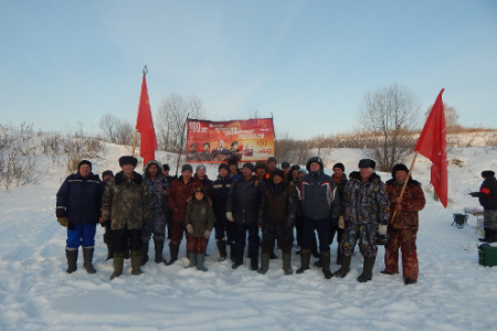 Алтайский край. Коммунисты организовали соревнования любителей подледной рыбали