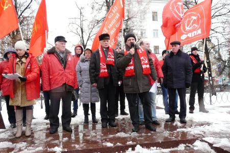 Рязанские коммунисты мобилизуют население на борьбу за свои права