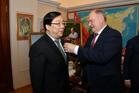 Г.А. Зюганов встретился с вьетнамским послом Нгуен Тхань Шон