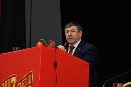 В Подмосковье открылся второй этап XVII съезда КПРФ