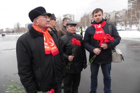 Пермь. Коммунисты прияли участие в городском митинге, посвященном очередной годовщине наступления советских войск под Москвой