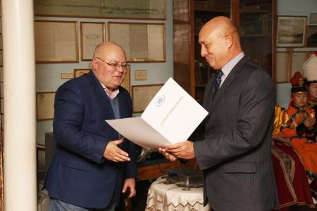 На «декабристских вечерах» в Чите презентован проект «По дороге декабристов. Чита – Петровский Завод», поддержанный В.Г. Поздняковым 