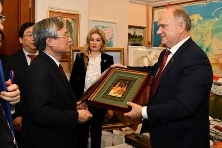 Г.А. Зюганов встретился с делегацией Коммунистической партии Вьетнама