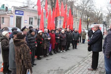Коммунисты Крыма почтили память И.В. Сталина