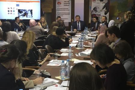 В Госдуме проведен круглый стол по защите граждан от электронных и ювенальных технологий