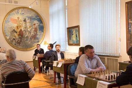 «Спорт-экспресс» пишет о шахматном турнире, проведенном при поддержке КПРФ: «Приятно играть рядом с шедеврами Коровина и Серова»