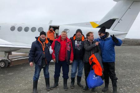 Экспедиция КПРФ под руководством А.П. Тарнаева побывала на Ледовом континенте