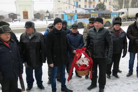 Коммунисты Чувашии почтили память В.И. Ленина