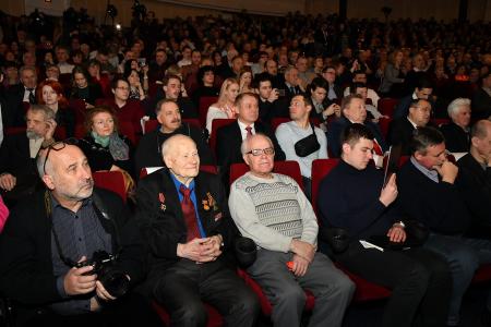 Территорией социального оптимизма должна стать вся Россия