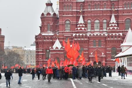 Имя Ленина – на века!