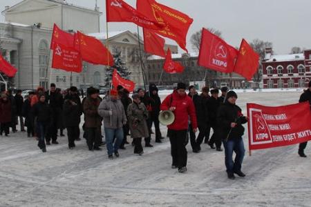Саратовские коммунисты почтили память Владимира Ильича Ленина