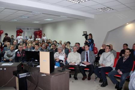 Открылся центр поддержки Павла Грудинина в Челябинске: кандидат в Президенты лично поблагодарил добровольцев по видеосвязи