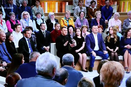 Юрий Афонин в эфире Первого канала: Нужно прекратить называть ДНР и ЛНР «самопровозглашенными» и признать их на государственном уровне