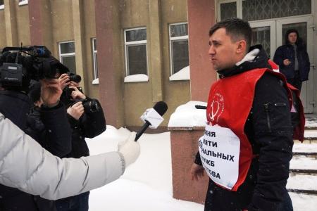 Саратовские коммунисты и комсомольцы провели акцию «Лыжня памяти коммунальных служб Саратова»