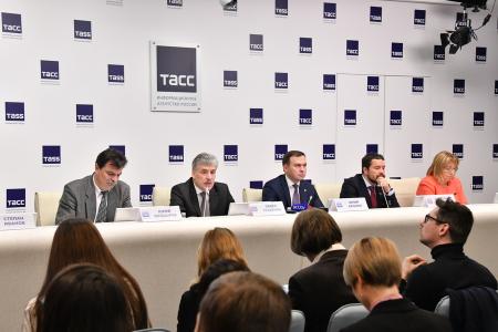 Территорией социального оптимизма должна стать вся Россия