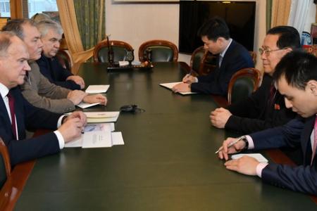 Г.А. Зюганов встретился с послом КНДР