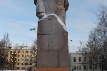 Коммунисты Сыктывкара почтили память вождя мирового пролетариата