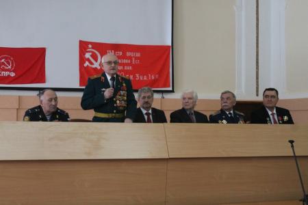В Пскове прошло Тожественное собрание в честь 100-летия Красной Армии