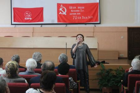 В Пскове прошло Тожественное собрание в честь 100-летия Красной Армии