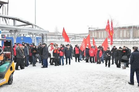Геннадий Зюганов: Очень благодарны Павлу Грудинину за помощь многострадальному Донбассу
