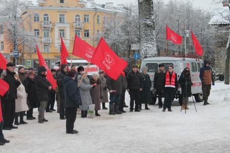В Пскове прошёл митинг "За социальную справедливость!"