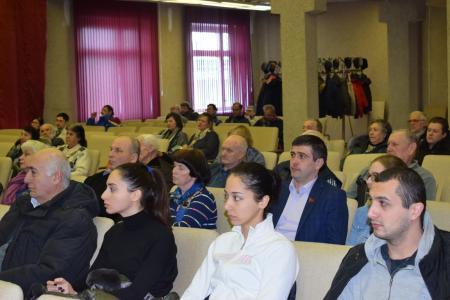 Секретарь Московского обкома КПРФ Александр Наумов и доверенное лицо кандидата П.Н. Грудинина Максим Шевченко встретились с населением Серпуховского района и города Пущино