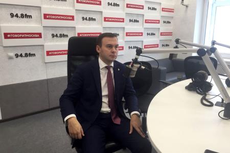 Радиопрограмму с участием Юрия Афонина прервали после рассказа о кампании Павла Грудинина
