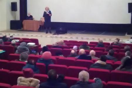 С жителями Новгородской области встретилась доверенное лице кандидата на должность Президента РФ П.Н. Грудинина - Н.А. Останина