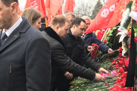 Активисты КПРФ отметили 75-ю годовщину освобождения Краснодара от фашистских оккупантов
