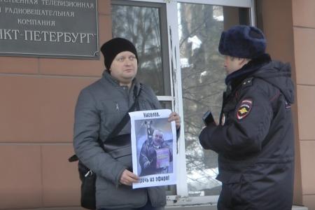 Ленинградские коммунисты и комсомольцы выступили против телевизионной лжи и оголтелой пропаганды