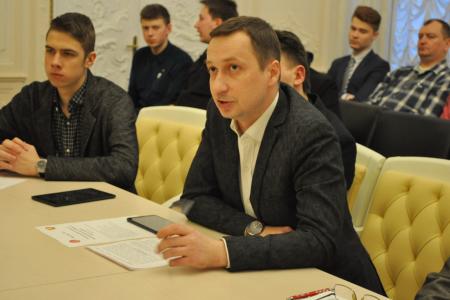 Ленинградские комсомольцы провели круглый стол: "100 лет принятию декрета об отделении церкви от государства"