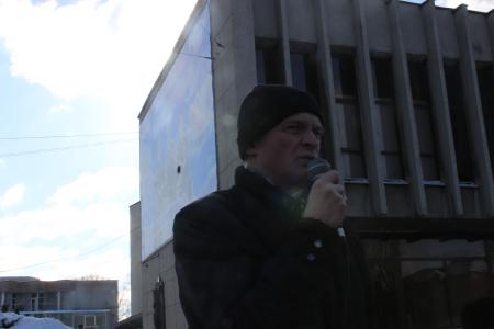 Калининградские коммунисты выступили в поддержку редактора газеты «Новые колеса» Игоря Рудникова