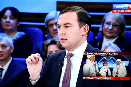Юрий Афонин поздравил зрителей «России-1» со 100-летием Красной Армии