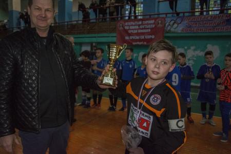 Спортклуб КПРФ провел детский футбольный турнир на Донбассе
