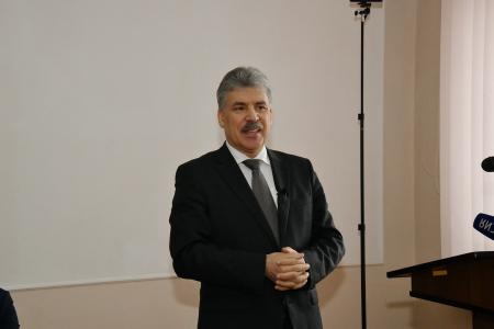 П.Н. Грудинин: «Собаки лают, а караван идет»