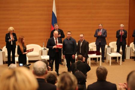 Г.А. Зюганов на заседании фракции КПРФ в Госдуме: «Сегодня мы вновь сражаемся за достоинство и единство страны»