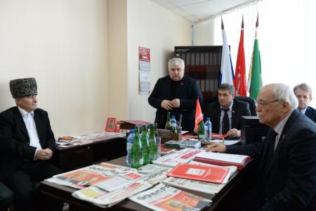 Казбек Тайсаев принял участие в совещании предвыборных штабов региональных комитетов КПРФ в Чечне и Дагестане
