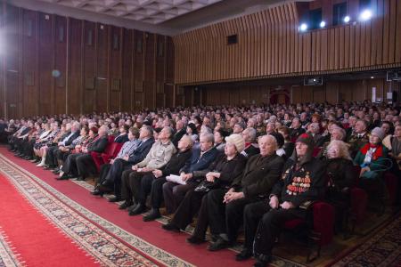 В Краснодаре при поддержке крайкома КПРФ прошел большой концерт в честь столетия Красной Армии