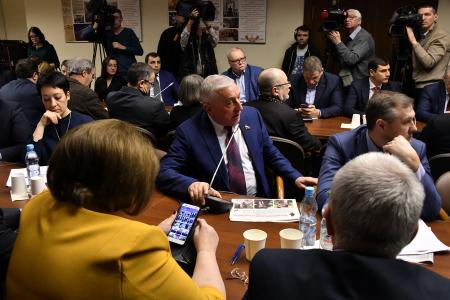 Фракция КПРФ приняла к рассмотрению пакет законопроектов народного кандидата в Президенты Павла Грудинина