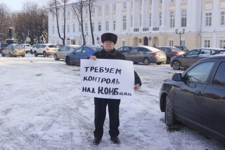 В Ярославле ночью похитили баннеры П.Н.Грудинина