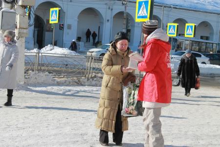 В день Красной Армии коммунисты Костромы провели пикеты