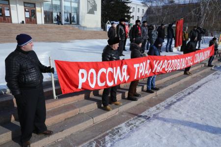 Митинг в честь 100-летия Красной Армии в Омске