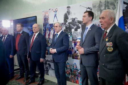 Г.А. Зюганов выступил в Госдуме на открытии выставки, посвященной истории отечественного биатлона