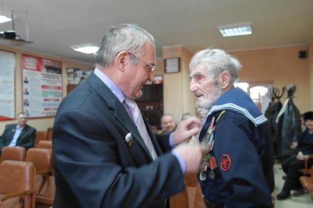 Забайкальский крайком КПРФ провел прием в честь 100-летия Красной Армии