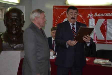 Астраханские коммунисты провели Пленум и памятные мероприятия