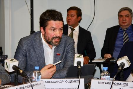 Александр Ющенко: Малый и средний бизнес попал в тиски так называемого рейдерства