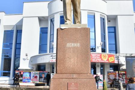 П.Н. Грудинин: «Собаки лают, а караван идет»