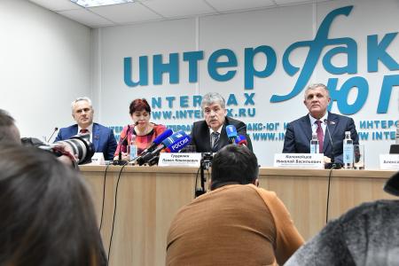 «Государственную поддержку производству!». П.Н. Грудинин выступил перед трудовым коллективом машиностроителей