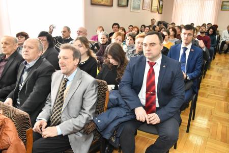 П.Н. Грудинин: «Собаки лают, а караван идет»